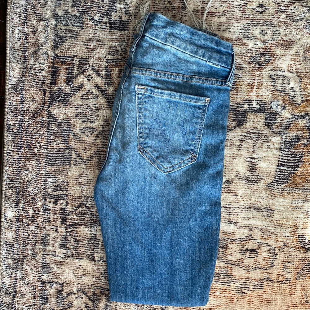 Mother Denim Looker jeans